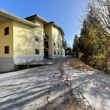 Discovering Apartment *