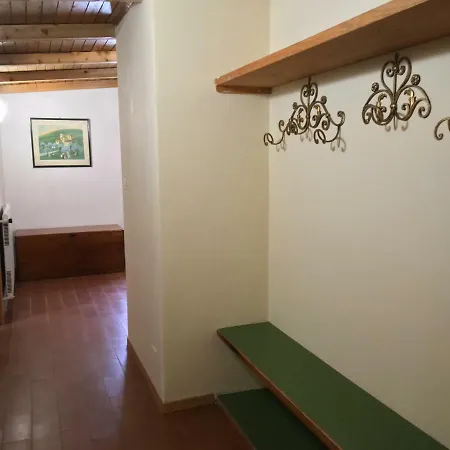 Discovering Apartment *